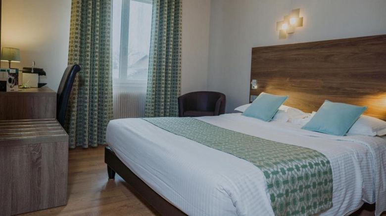 <b>Hotel Le Petit Casset Room</b>. Images powered by <a href="https://iceportal.shijigroup.com/" title="IcePortal" target="_blank">IcePortal</a>.