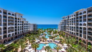 Villa la Valencia Beach Resort & Spa