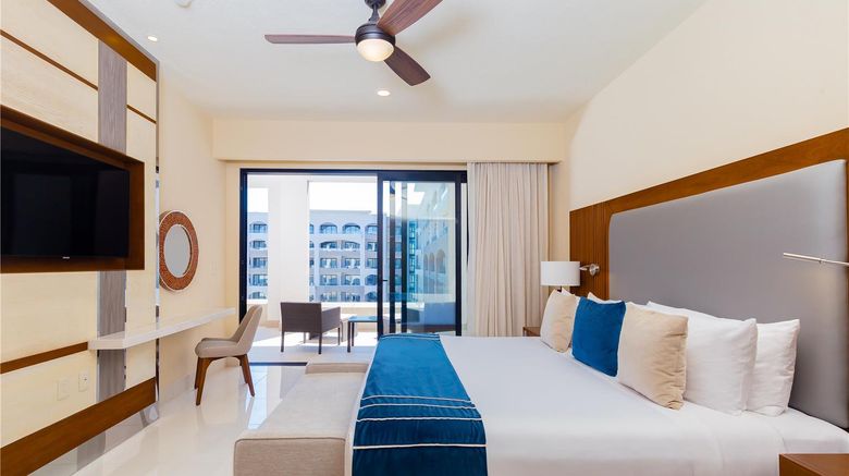 <b>Villa la Valencia Beach Resort & Spa Suite</b>. Images powered by <a href="https://iceportal.shijigroup.com/" title="IcePortal" target="_blank">IcePortal</a>.