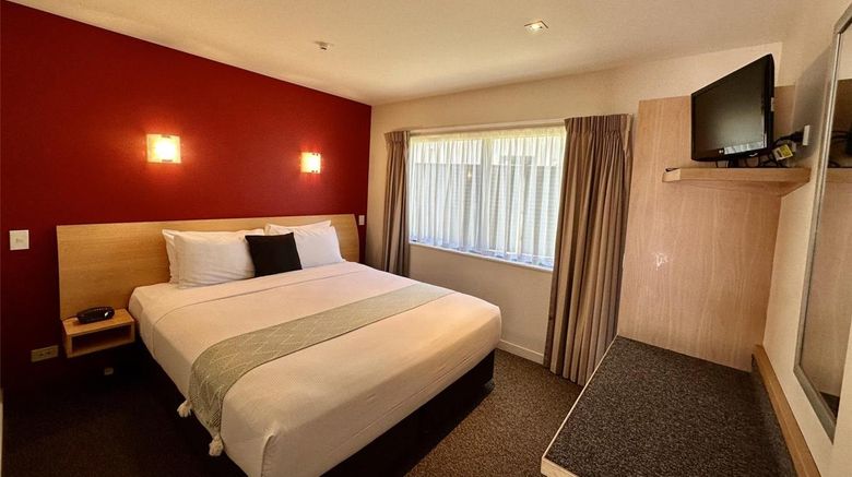 <b>Park View Motor Lodge Room</b>. Images powered by <a href="https://iceportal.shijigroup.com/" title="IcePortal" target="_blank">IcePortal</a>.