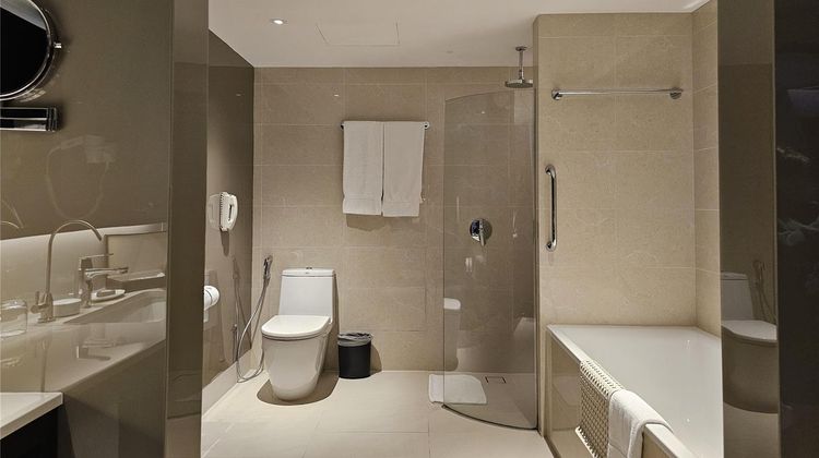 Concorde Hotel Singapore Suite