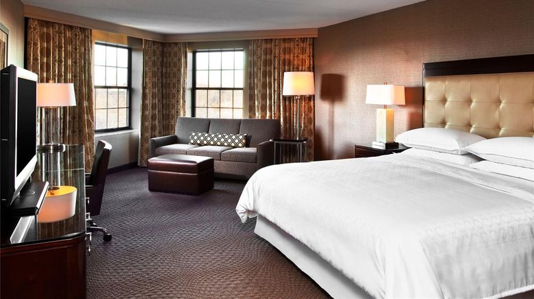 <b>Sheraton Parsippany Hotel Room</b>. Images powered by <a href="https://iceportal.shijigroup.com/" title="IcePortal" target="_blank">IcePortal</a>.