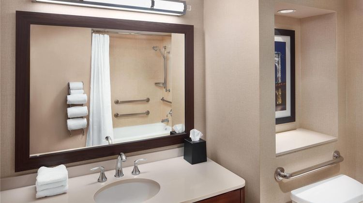 Dolce by Wyndham Parsippany Room