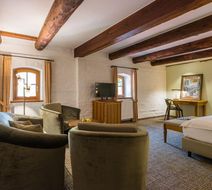 Romantik Hotel Reichshof Room