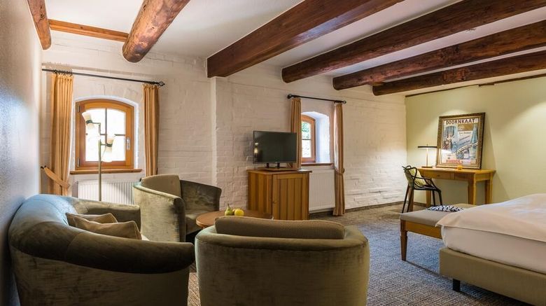 <b>Romantik Hotel Reichshof Room</b>. Images powered by <a href="https://iceportal.shijigroup.com/" title="IcePortal" target="_blank">IcePortal</a>.