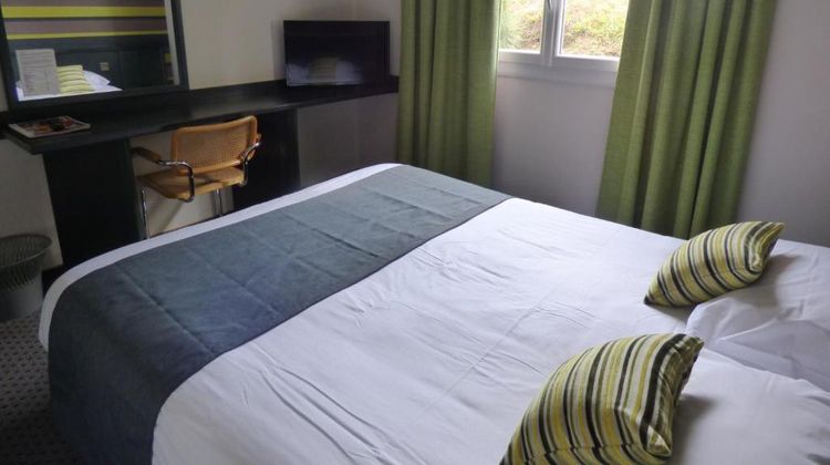 Hotel Balladins Villefranche de Rouergue Room