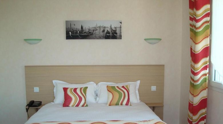 <b>Brit Hotel Azur Hotel Room</b>. Images powered by <a href="https://iceportal.shijigroup.com/" title="IcePortal" target="_blank">IcePortal</a>.