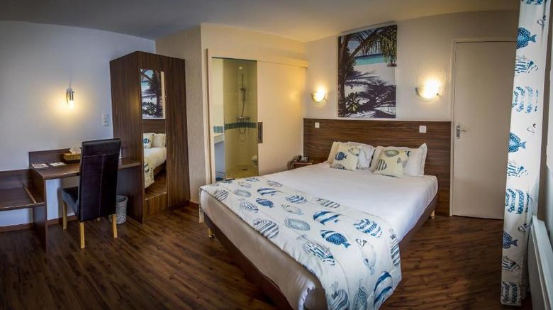 <b>Brit Hotel Azur Hotel Room</b>. Images powered by <a href="https://iceportal.shijigroup.com/" title="IcePortal" target="_blank">IcePortal</a>.
