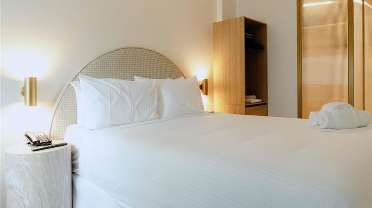 The Merchant Hotel Room