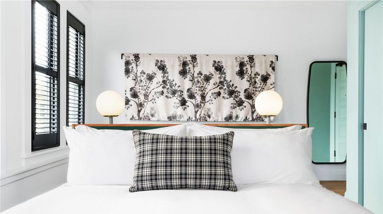 Hotel Grand Stark Room