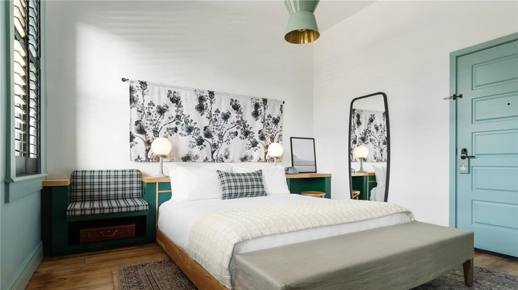 Hotel Grand Stark Room