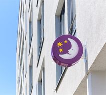 Premier Inn Munich City West Exterior