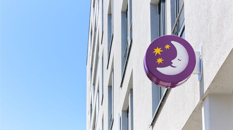 Premier Inn Munich City West Exterior