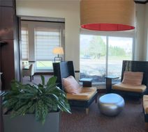 Wingate St Paul Oakdale Woodbury Lobby