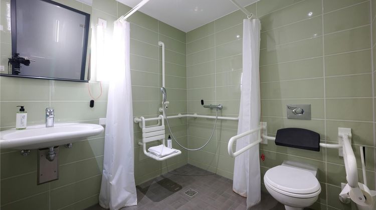 Super 8 Freiburg Room