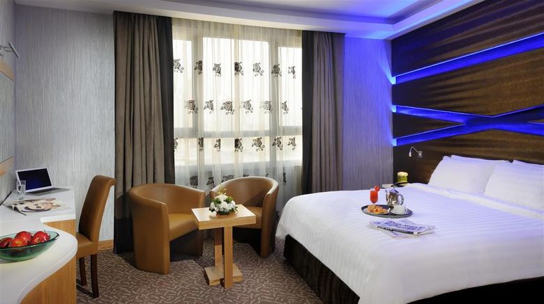 <b>Al Safir Hotel & Tower Room</b>. Images powered by <a href="https://iceportal.shijigroup.com/" title="IcePortal" target="_blank">IcePortal</a>.