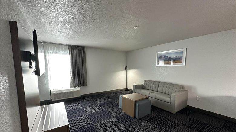 <b>Best Western Cheyenne Suite</b>. Images powered by <a href="https://iceportal.shijigroup.com/" title="IcePortal" target="_blank">IcePortal</a>.