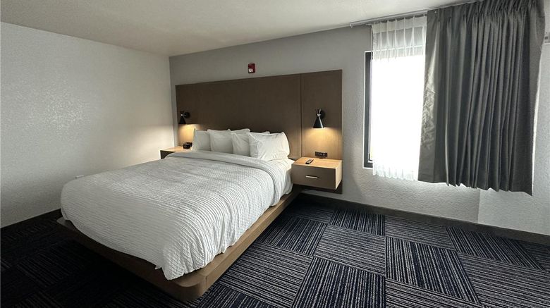<b>Best Western Cheyenne Suite</b>. Images powered by <a href="https://iceportal.shijigroup.com/" title="IcePortal" target="_blank">IcePortal</a>.