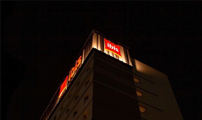 ibis jau Exterior