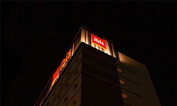 ibis jau