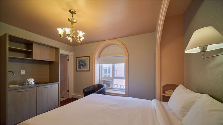 Bedford Regency Hotel Room