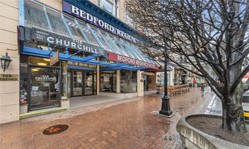 Bedford Regency Hotel