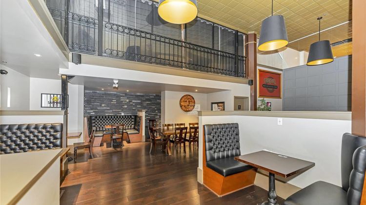 Bedford Regency Hotel Restaurant