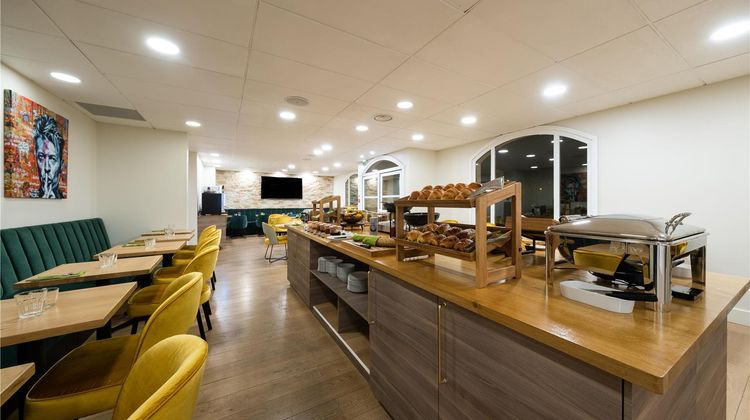 Best Western Hotel du Chateau Maisons Restaurant