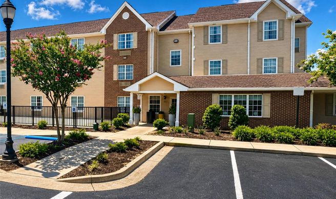 MainStay Suites Mobile Exterior