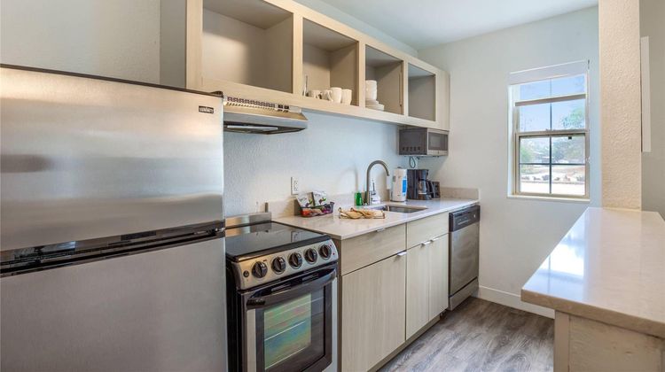 MainStay Suites Mobile Suite