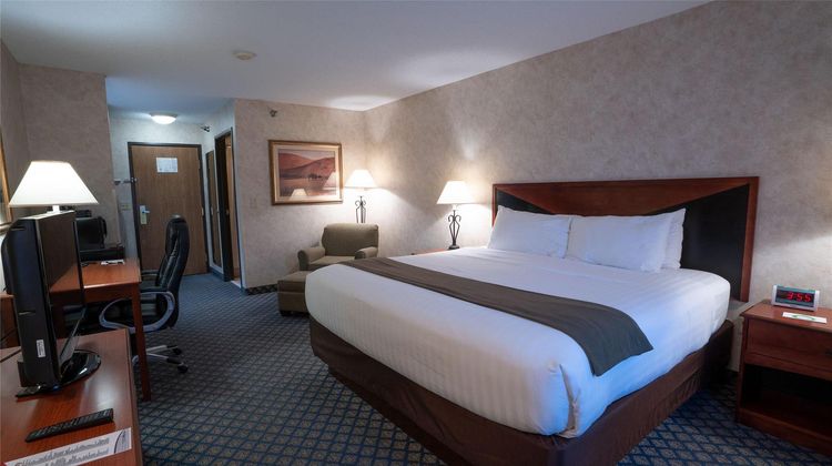 Miles City Hotel and Suites Room
