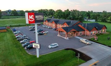 Miles City Hotel and Suites
