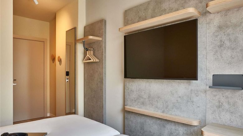 <b>ibis budget Barcelona Center Room</b>. Images powered by <a href="https://iceportal.shijigroup.com/" title="IcePortal" target="_blank">IcePortal</a>.