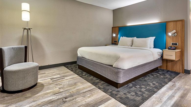<b>Courtyard by Marriott Hampton Coliseum Room</b>. Images powered by <a href="https://iceportal.shijigroup.com/" title="IcePortal" target="_blank">IcePortal</a>.
