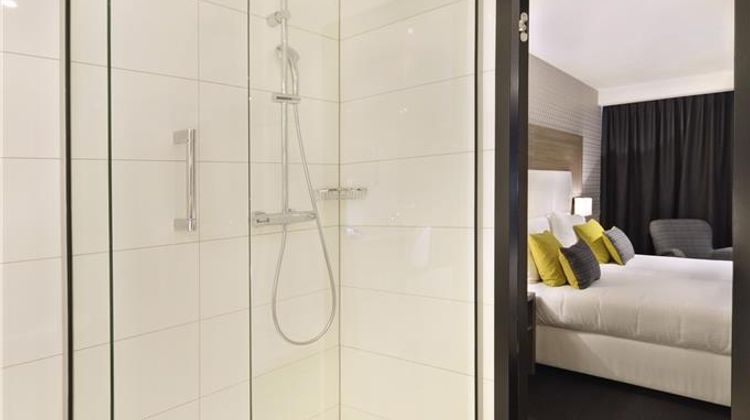 Van der Valk Hotel Nazareth Gent Room
