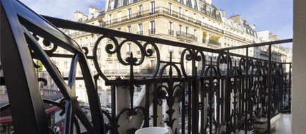 Pavillon Monceau Hotel Room