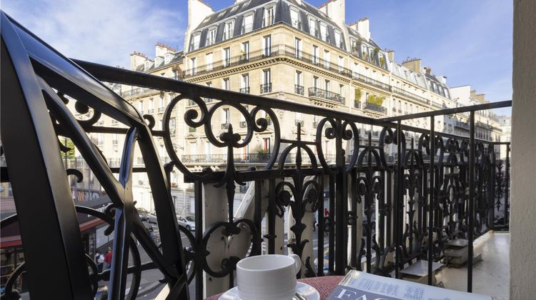 Pavillon Monceau Hotel Room