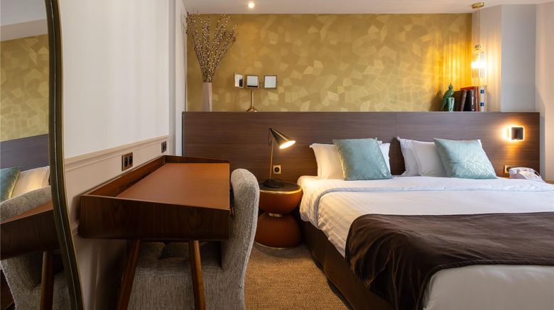 <b>Holiday Inn Paris - Auteuil Room</b>. Images powered by <a href="https://iceportal.shijigroup.com/" title="IcePortal" target="_blank">IcePortal</a>.