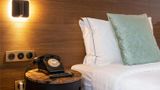 <b>Holiday Inn Paris - Auteuil Room</b>. Images powered by <a href="https://iceportal.shijigroup.com/" title="IcePortal" target="_blank">IcePortal</a>.