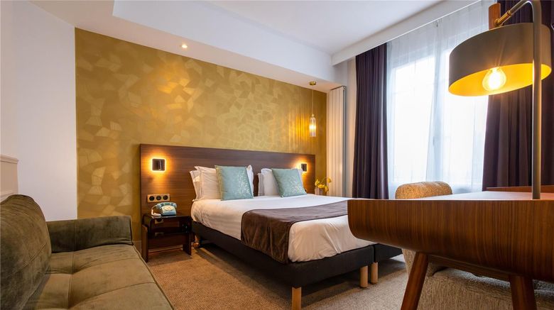 <b>Holiday Inn Paris - Auteuil Room</b>. Images powered by <a href="https://iceportal.shijigroup.com/" title="IcePortal" target="_blank">IcePortal</a>.