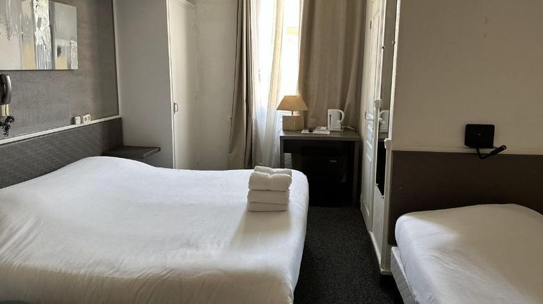 <b>Hotel Le Chardon Bleu Room</b>. Images powered by <a href="https://iceportal.shijigroup.com/" title="IcePortal" target="_blank">IcePortal</a>.