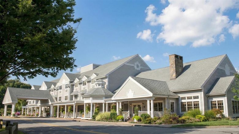 <b>Foxwoods Two Trees Inn Exterior</b>. Images powered by <a href="https://iceportal.shijigroup.com/" title="IcePortal" target="_blank">IcePortal</a>.