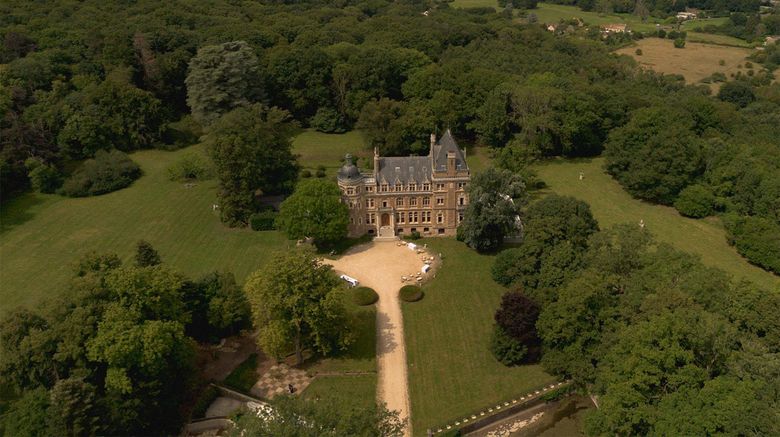 <b>Chateau de Meridon Exterior</b>. Images powered by <a href="https://iceportal.shijigroup.com/" title="IcePortal" target="_blank">IcePortal</a>.