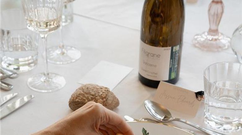 <b>Chateau de Meridon Restaurant</b>. Images powered by <a href="https://iceportal.shijigroup.com/" title="IcePortal" target="_blank">IcePortal</a>.