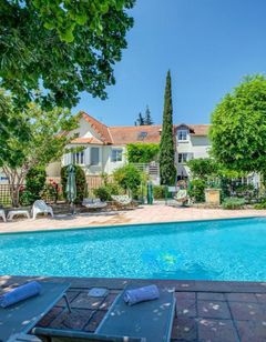 Hostellerie Blason De Provence
