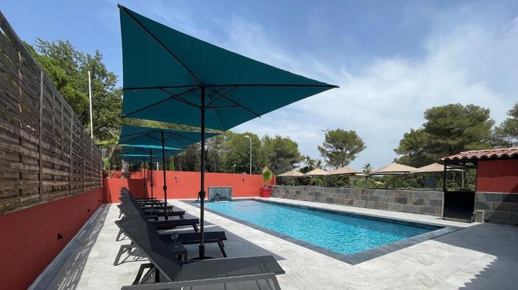 Citotel Louisiane Pool
