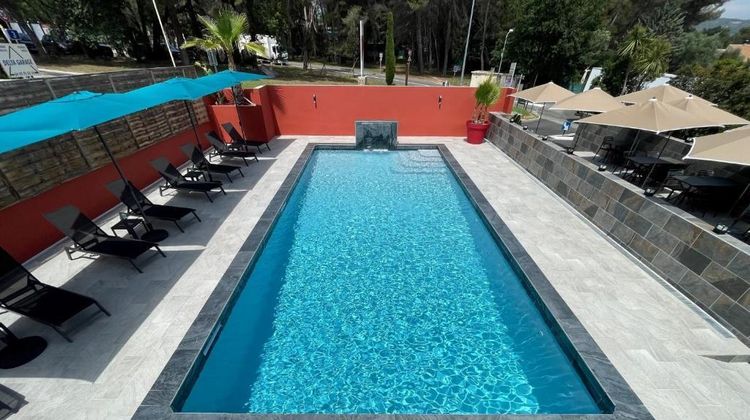 Citotel Louisiane Pool