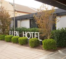 Ellen Hotel Exterior