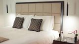 Ellen Hotel Room