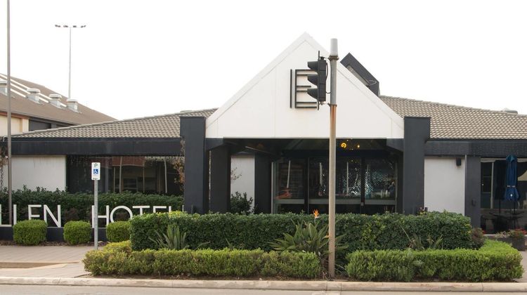 Ellen Hotel Exterior